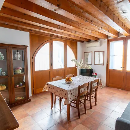 Appartamento Marisuissehome *