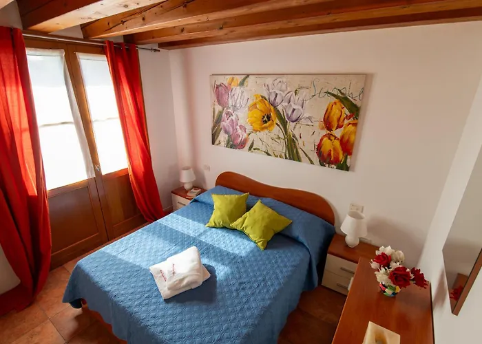 Marisuissehome Apartman *